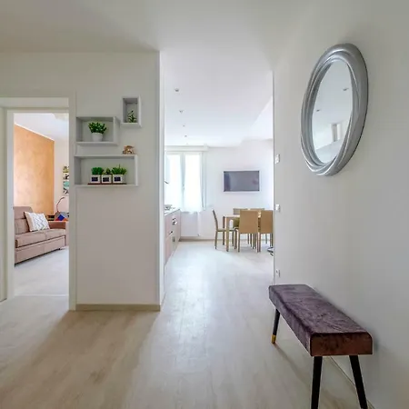 Casa Luminosa